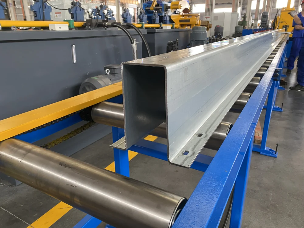 img_1765-1791446662-Y7RF Omega Profile Purlin Roll Forming Machine High-Speed Automatic Cold Ro - img 1765 1791446662 Y7RF
