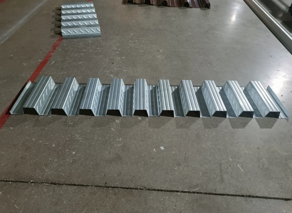 HB55 Metal Floor Deck Roll Forming Machine With Hydraulic Cutting For - "